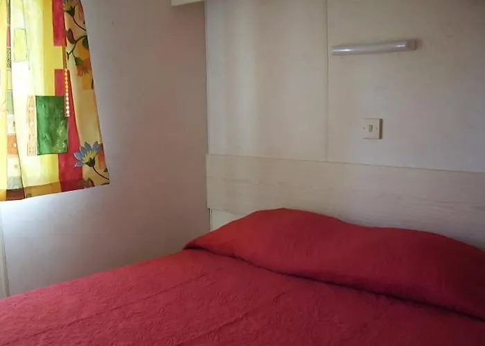 Mobilehome Chez Dede Будинок відпочинку *